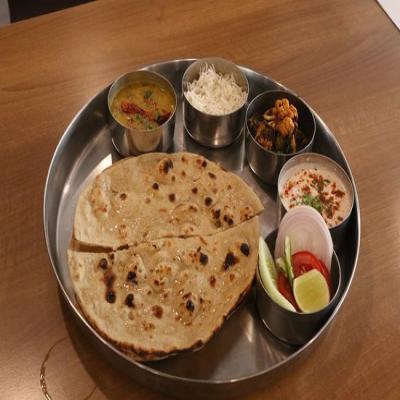 DineIn_16